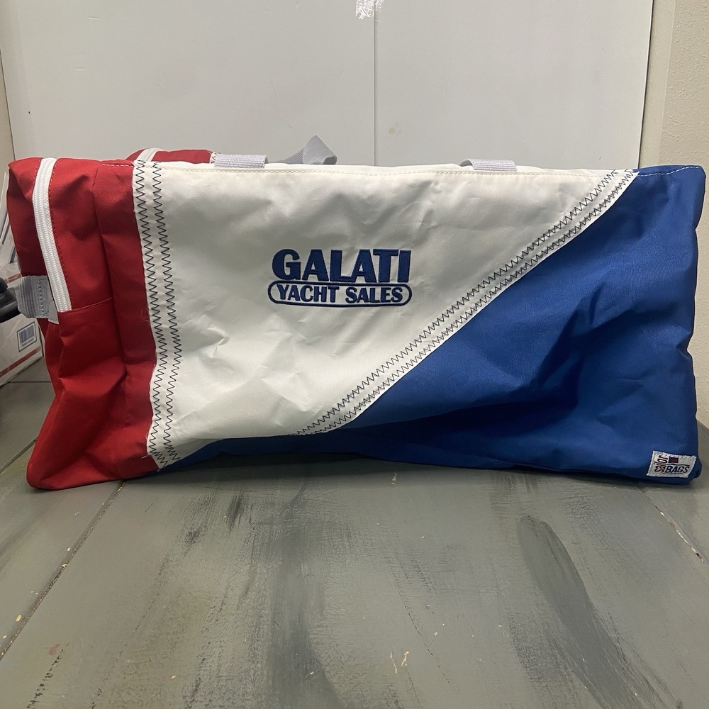 SailorBags Tri-Sail Large Square Duffle Travel Bag Company Logo